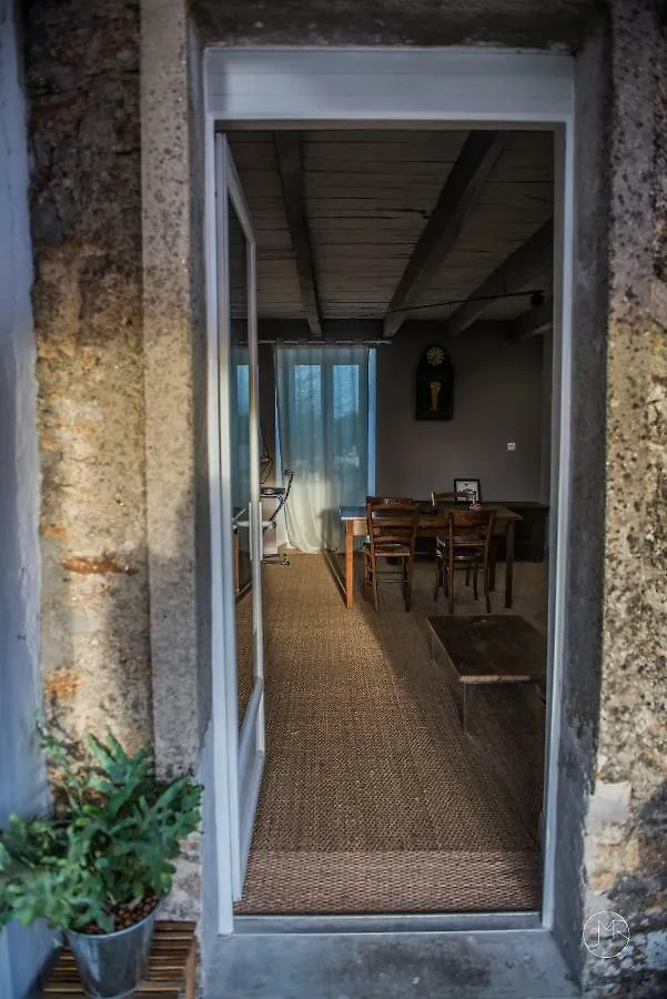 Holiday home Gite Le Martin Pecheur Lignol